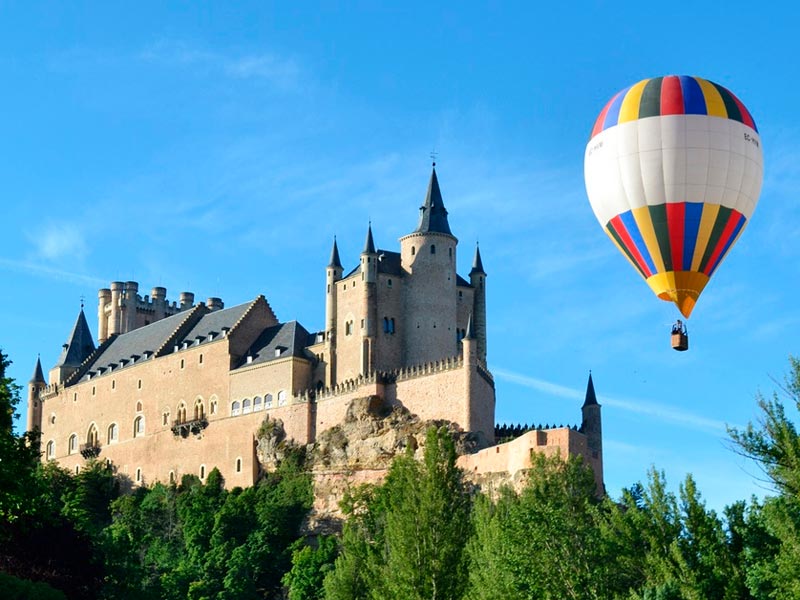 Paseo-en-globo-Segovia-España